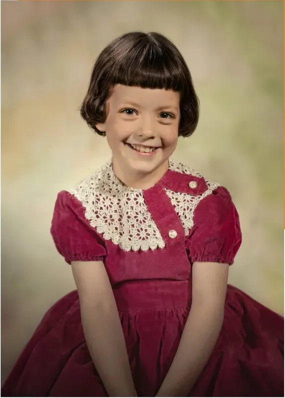 Hand-restored discoloured photograph, the after side of a MemoryCherish before-and-after