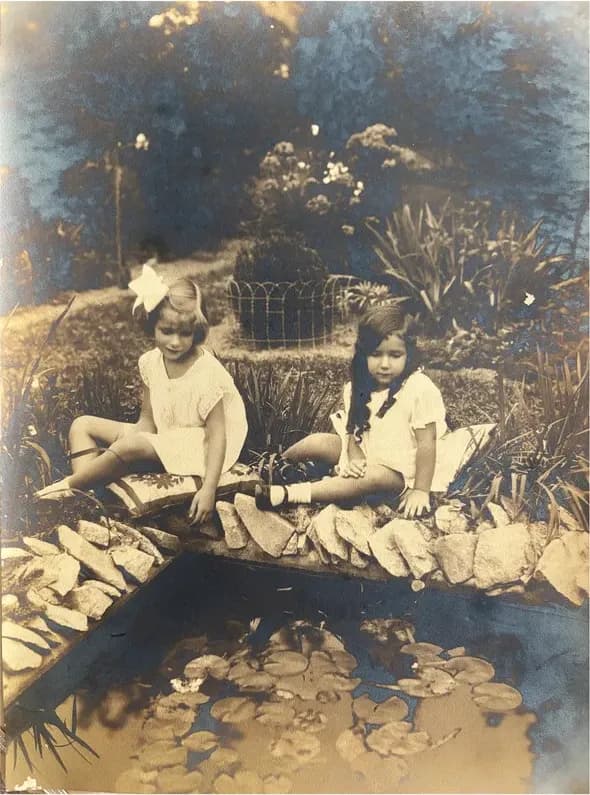 Black-and-white pre-1950 photograph before hand colorization by MemoryCherish artists