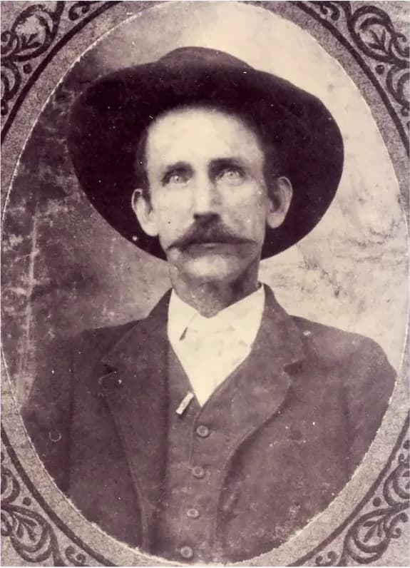 Original faded photograph before it was restored by hand