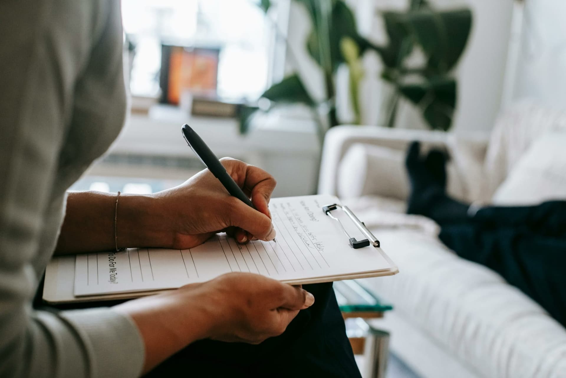 Patient Rights in Senior Healthcare: Ensuring Respectful Treatment and Advocacy Awareness