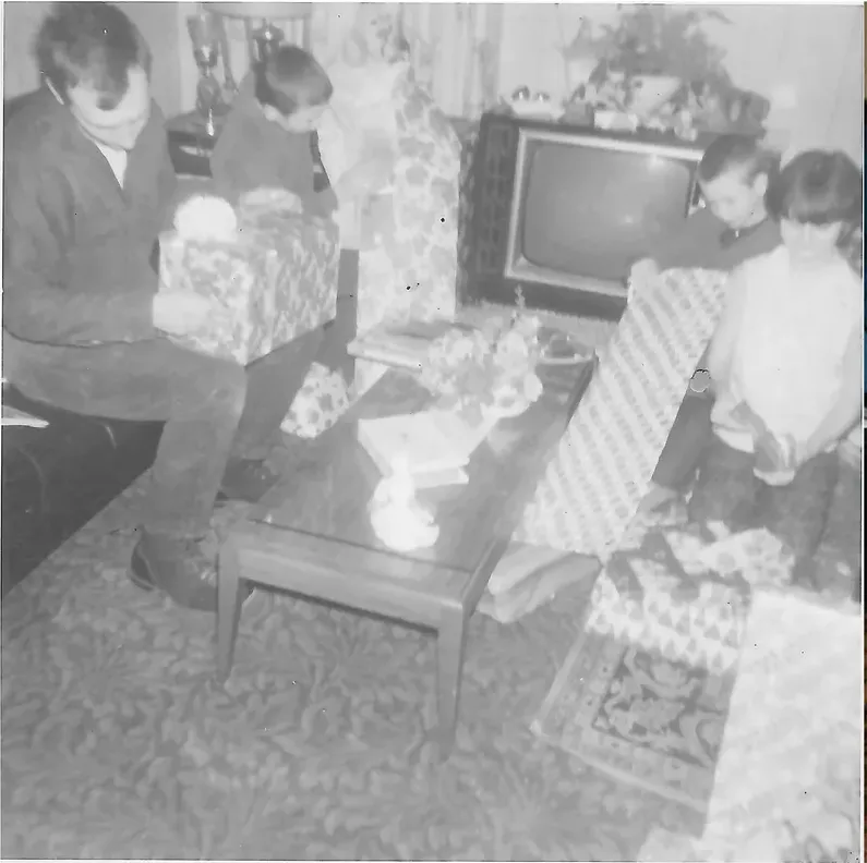 Black-and-white 1950s-1970s photograph before hand colorization by MemoryCherish artists