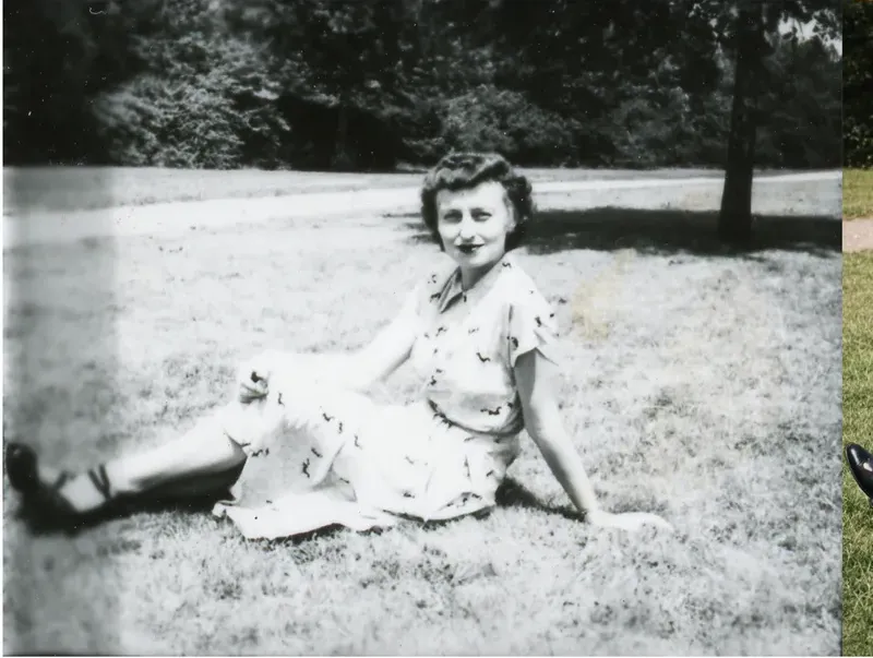 Black-and-white 1950s-1970s photograph before hand colorization by MemoryCherish artists