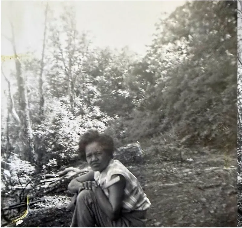 Black-and-white 1950s-1970s photograph before hand colorization by MemoryCherish artists