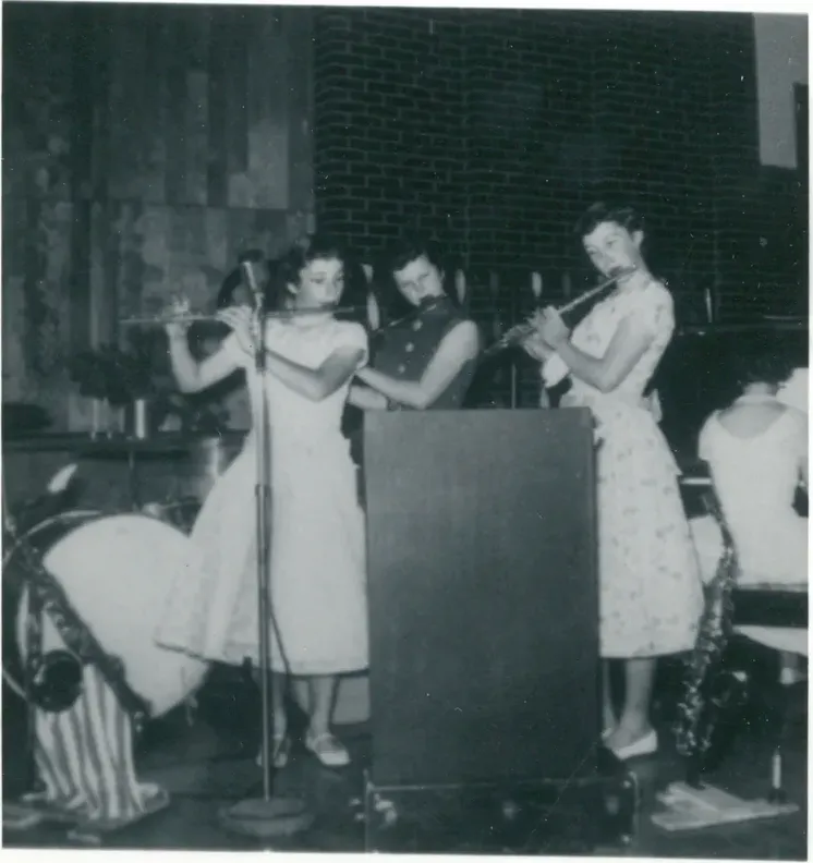 Black-and-white 1950s-1970s photograph before hand colorization by MemoryCherish artists