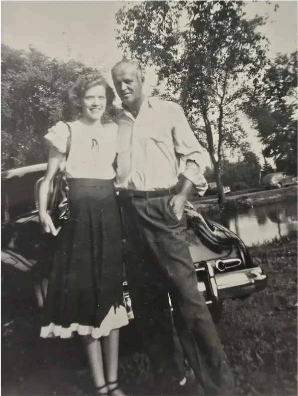Black-and-white pre-1950 photograph before hand colorization by MemoryCherish artists