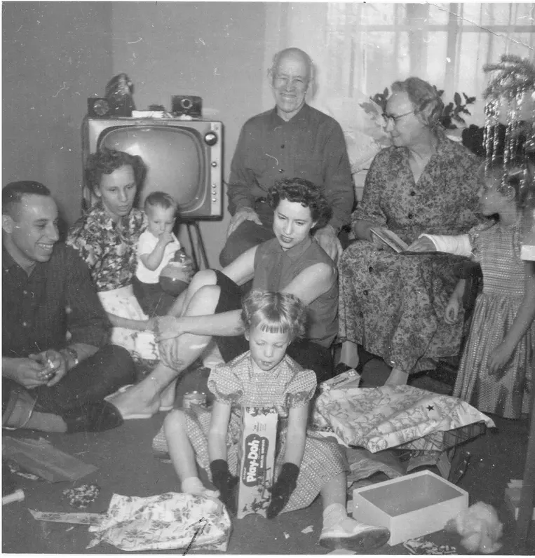 Black-and-white 1950s-1970s photograph before hand colorization by MemoryCherish artists