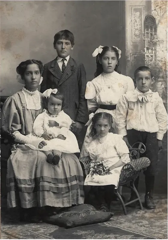 Black-and-white pre-1950 photograph before hand colorization by MemoryCherish artists