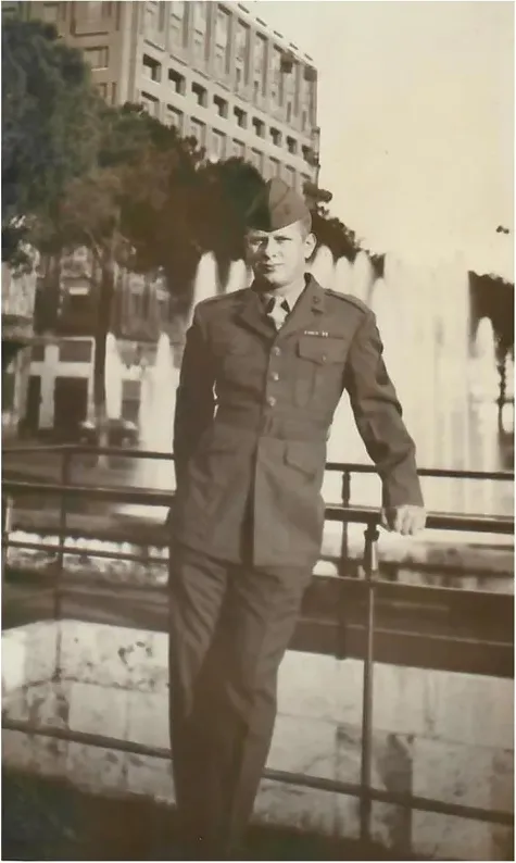 Black-and-white pre-1950 photograph before hand colorization by MemoryCherish artists