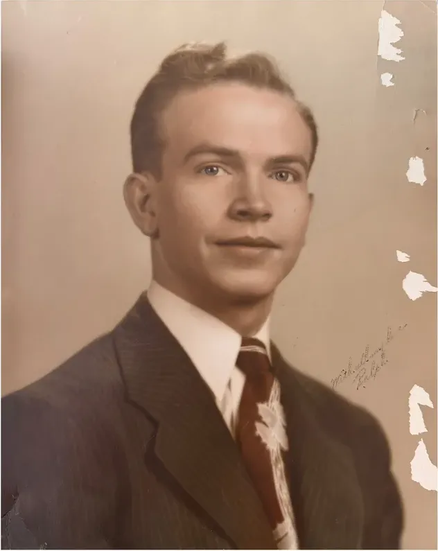 Black-and-white pre-1950 photograph before hand colorization by MemoryCherish artists