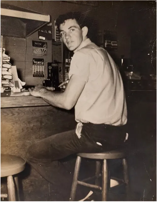 Black-and-white 1950s-1970s photograph before hand colorization by MemoryCherish artists