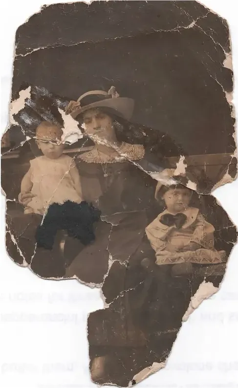 Black-and-white pre-1950 photograph before hand colorization by MemoryCherish artists