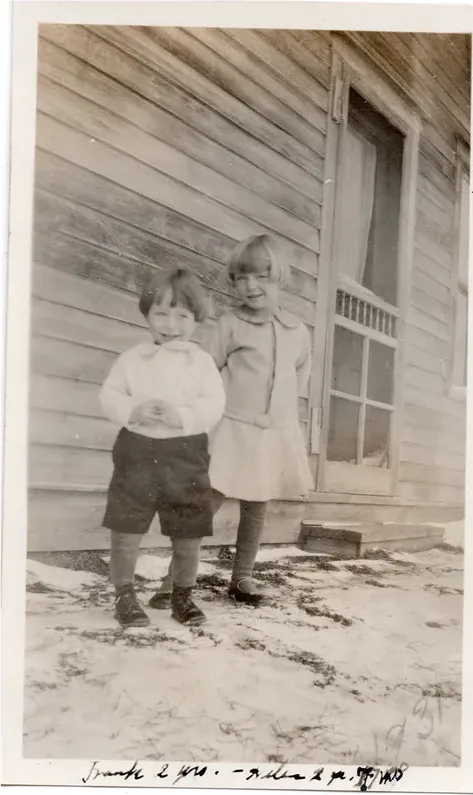Fading on a pre-1950 photograph, before hand restoration by MemoryCherish artists