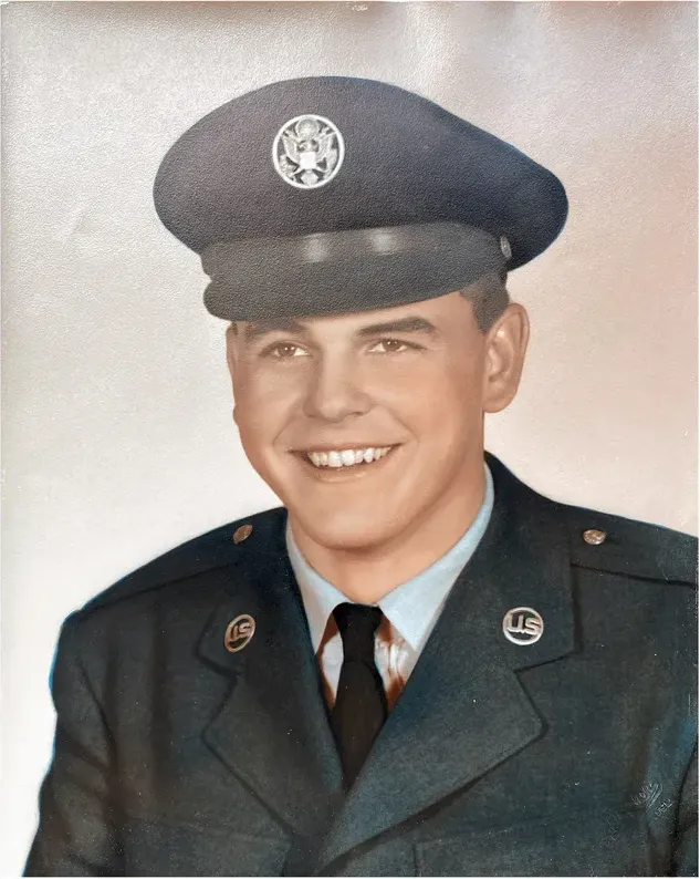 Scratches on a 1950s-1970s photograph, before hand restoration by MemoryCherish artists