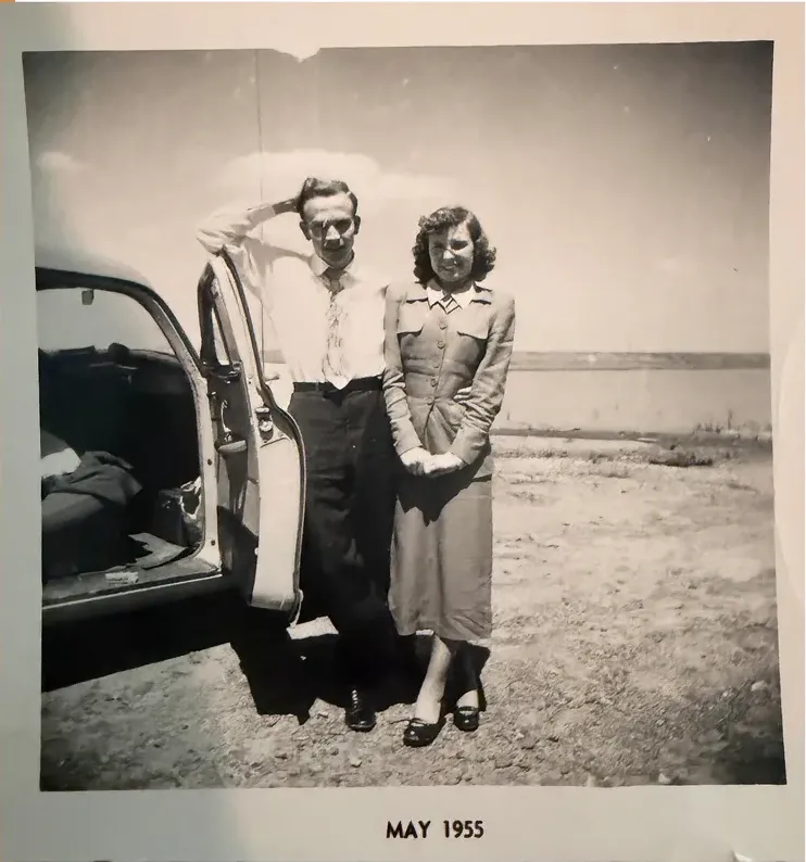 Black-and-white 1950s-1970s photograph before hand colorization by MemoryCherish artists